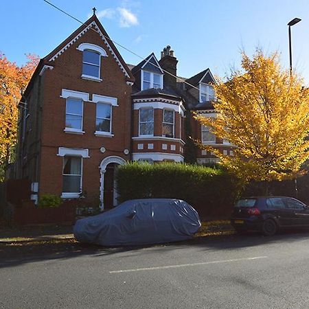 2 Bedroom Top Floor Flat, West Dulwich Free Street Parking Λονδίνο Εξωτερικό φωτογραφία