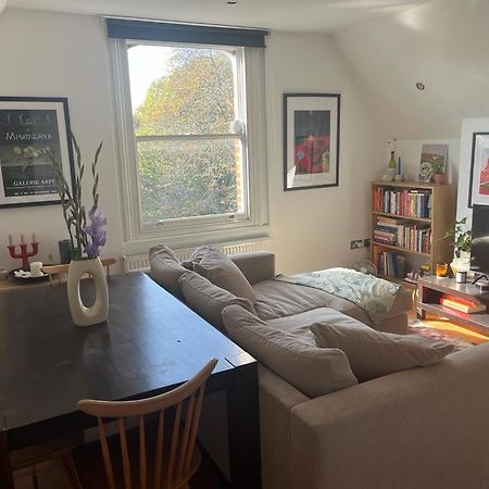 2 Bedroom Top Floor Flat, West Dulwich Free Street Parking Λονδίνο Εξωτερικό φωτογραφία