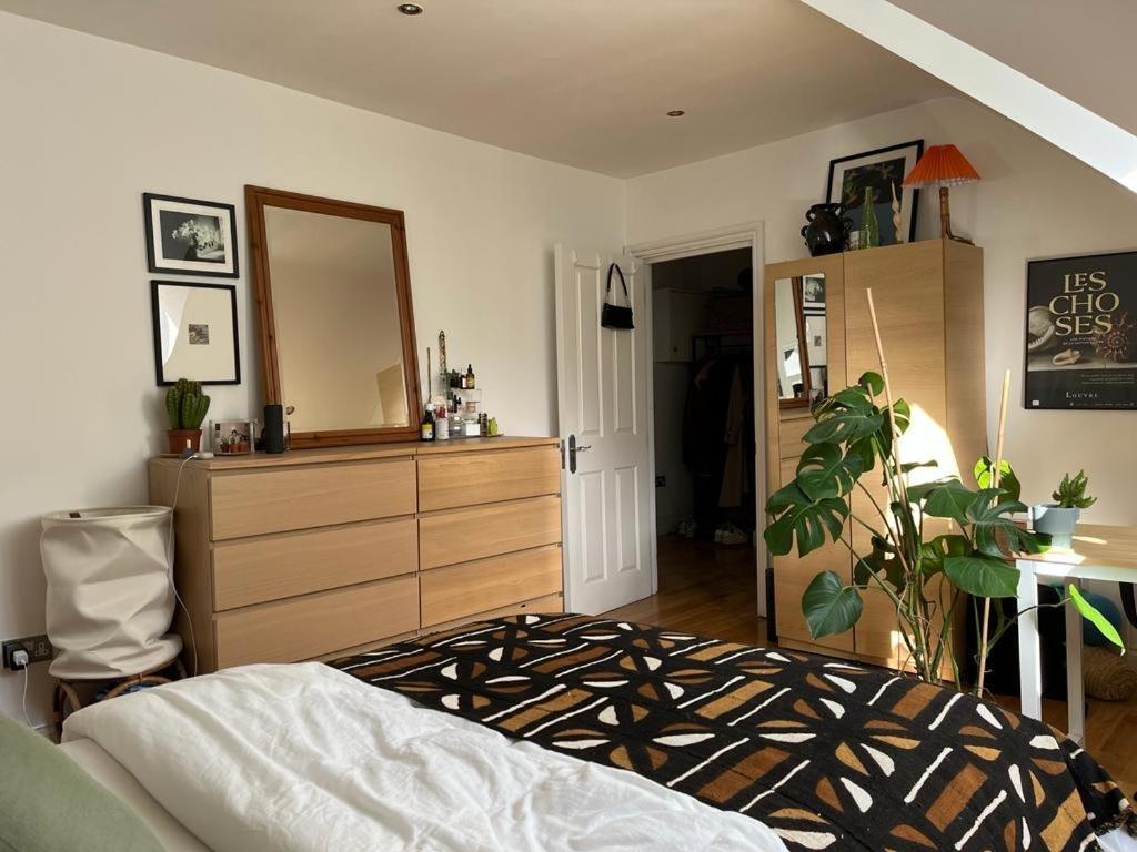 2 Bedroom Top Floor Flat, West Dulwich Free Street Parking Λονδίνο Εξωτερικό φωτογραφία